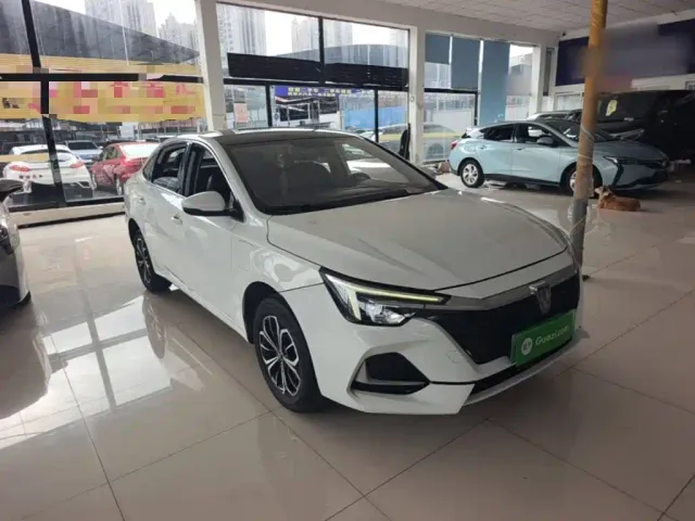 Roewe i6 MAX EV — Фото автомобиля 3