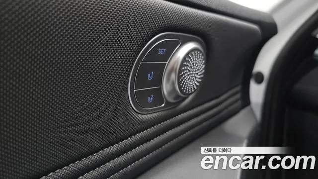 Hyundai AVANTE Avante (CN7) — Фото автомобиля 16
