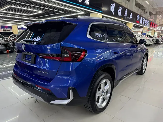 BMW X1 — Фото автомобиля 4