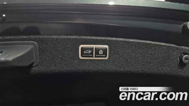 Genesis G80 Бензин 3.5 турбо AWD — Фото автомобиля 27