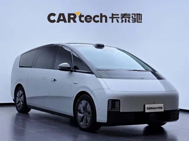 Li Auto MEGA — Фото автомобиля 3