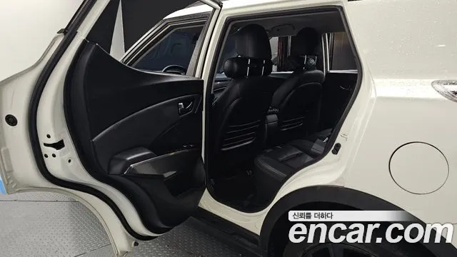 KG_Mobility_Ssangyong TIBOLI Very New Tivoli Бензин 1.5 2WD — Фото автомобиля 12