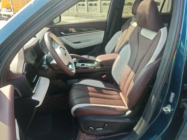 Geely Xingyue L — Фото автомобиля 14