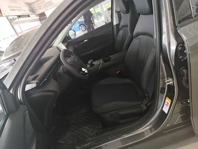 Changan Eado — Фото автомобиля 14