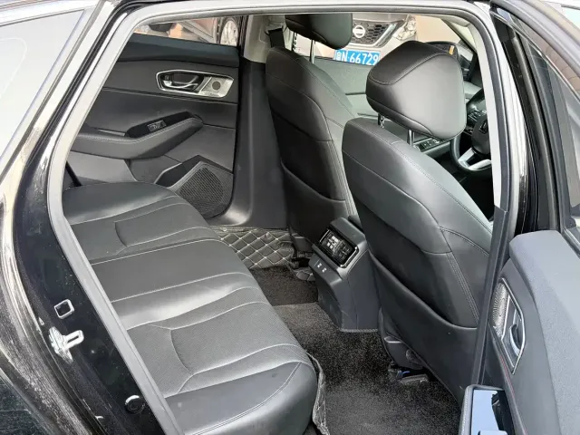 Honda Accord 2025 Model Sport Series 260TURBO Premium Edition — Фото автомобиля 12