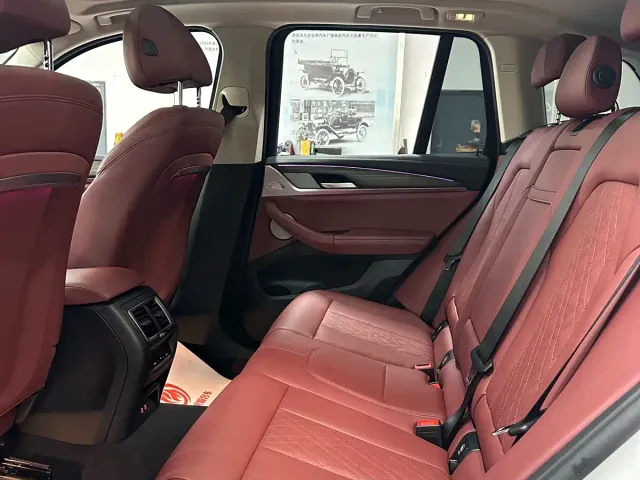 BMW X3 — Фото автомобиля 15