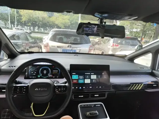 Aion AION Y 2022 70 Smart Leader Edition LFP — Фото автомобиля 5