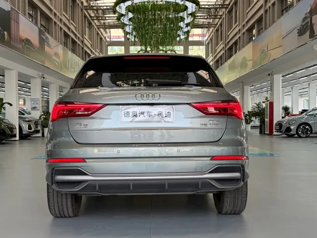 Audi Q3 — Фото автомобиля 4