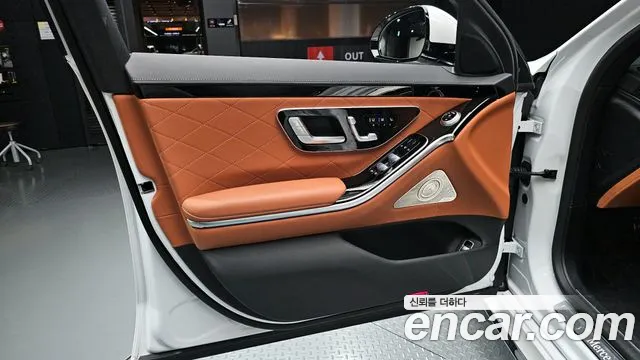 Mercedes-Benz S-Class — Фото автомобиля 22
