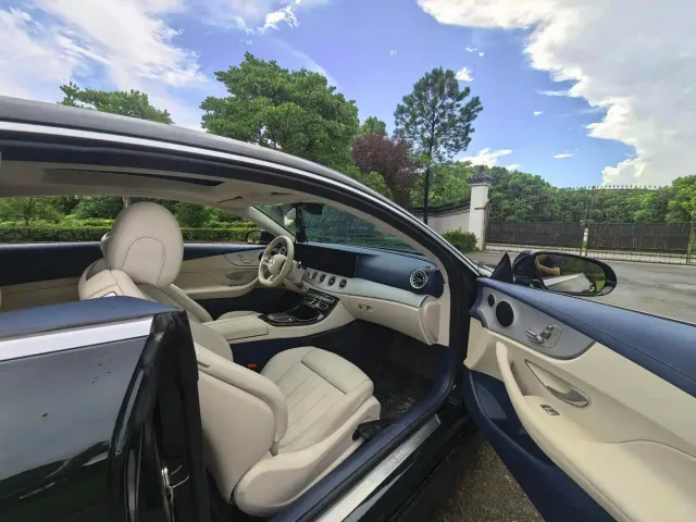 Mercedes-Benz E-Class — Фото автомобиля 14