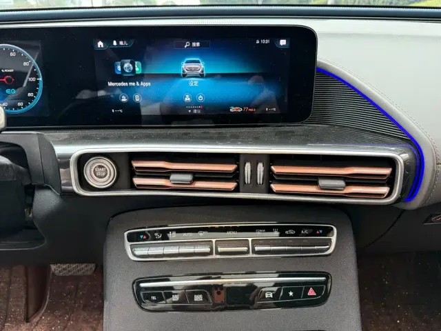 Mercedes-Benz EQC — Фото автомобиля 9