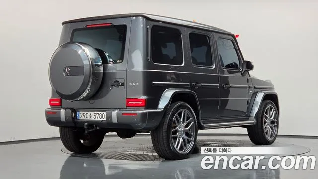 Mercedes-Benz G-Class — Фото автомобиля 2