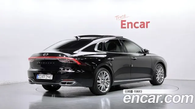 Hyundai Grandeur New — Фото автомобиля 2