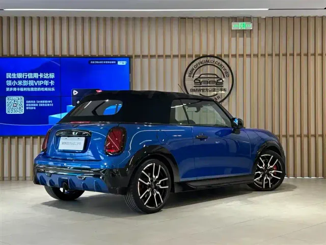 MINI John Cooper Works — Фото автомобиля 9