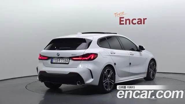 BMW 1 Series F40 — Фото автомобиля 2