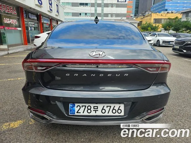 Hyundai Grandeur — Фото автомобиля 4