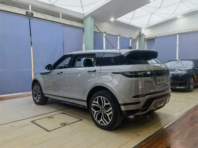 Land Rover Range Rover Evoque — Фото автомобиля 18