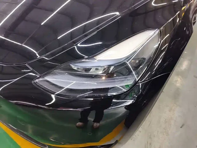 Tesla Model Y — Фото автомобиля 17