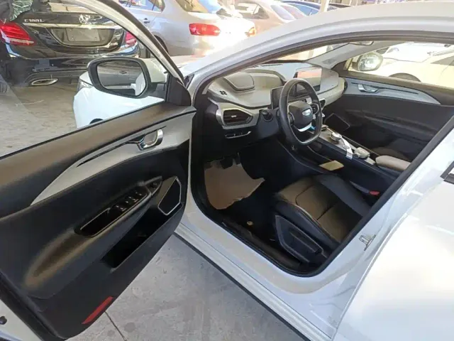 Geely Geometry A — Фото автомобиля 15