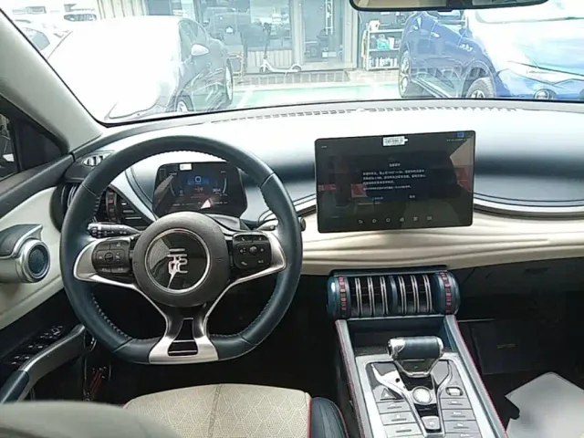 BYD Yuan PLUS — Фото автомобиля 10