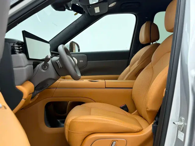 IM Motors LS8 — Фото автомобиля 5