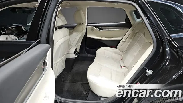 Hyundai Grandeur Новый Grandeur IG — Фото автомобиля 11