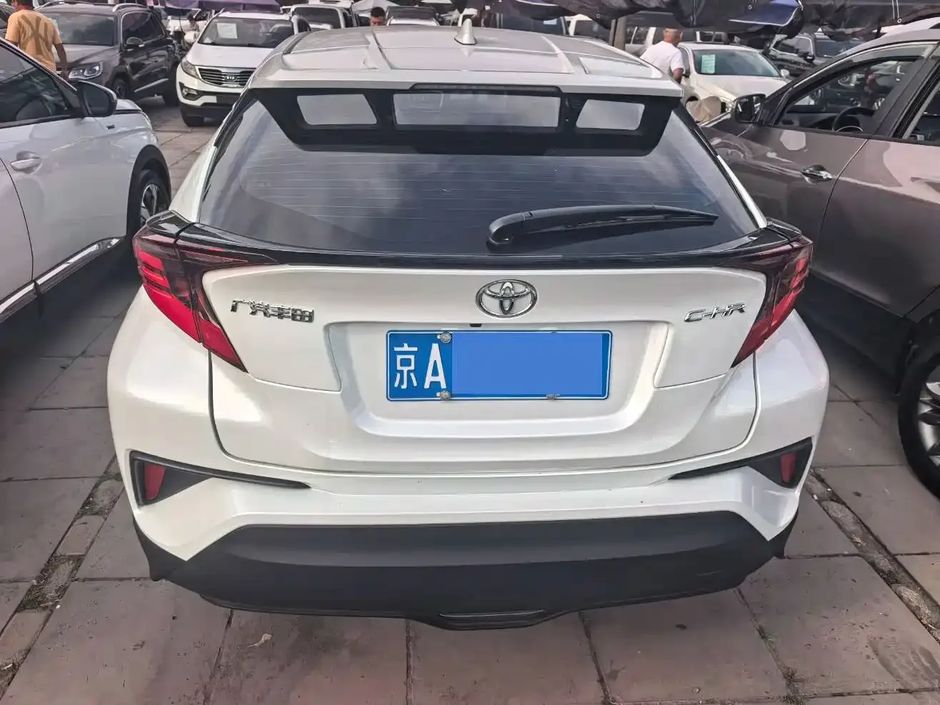 Toyota Toyota C-HR 2022 2.0L Leading Edition — Фото автомобиля 5
