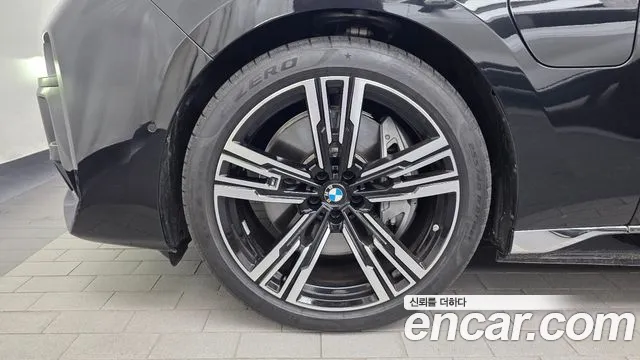 BMW 7-Series 7 серия (G70) — Фото автомобиля 4