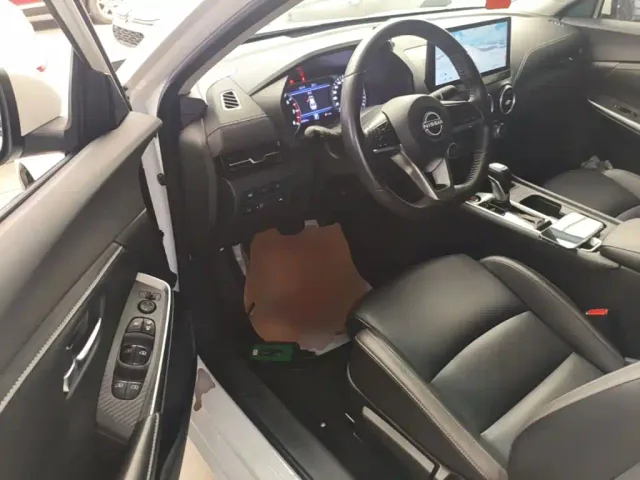 Nissan Sylphy — Фото автомобиля 15