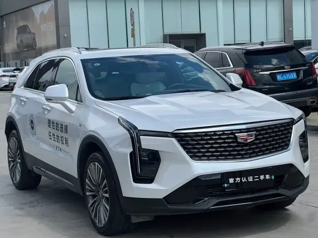 Cadillac XT4 — Фото автомобиля 3