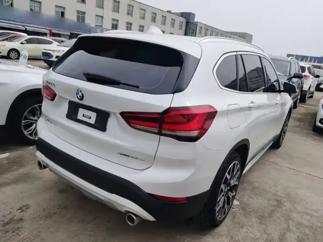 BMW X1 — Фото автомобиля 6