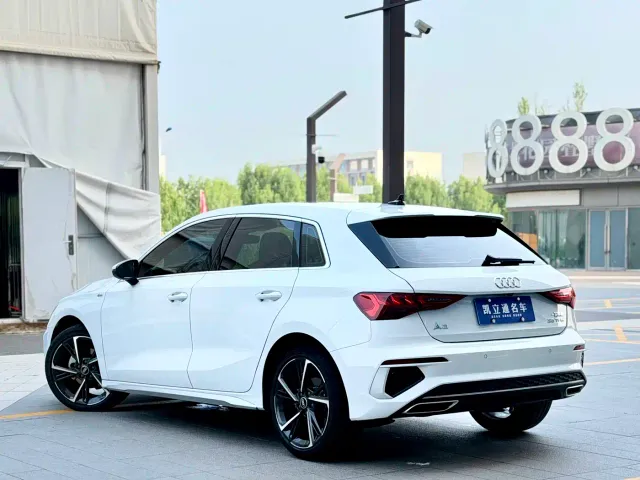 Audi A3 — Фото автомобиля 5