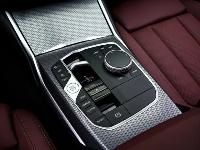 BMW 3 Series — Фото автомобиля 9