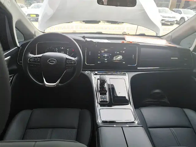 GAC Trumpchi M8 — Фото автомобиля 9