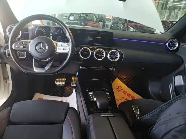 Mercedes-Benz CLA-Class — Фото автомобиля 12