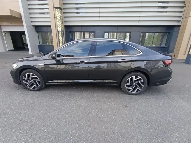 Volkswagen Sagitar — Фото автомобиля 2