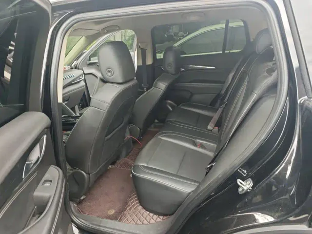Buick Envision Plus — Фото автомобиля 13
