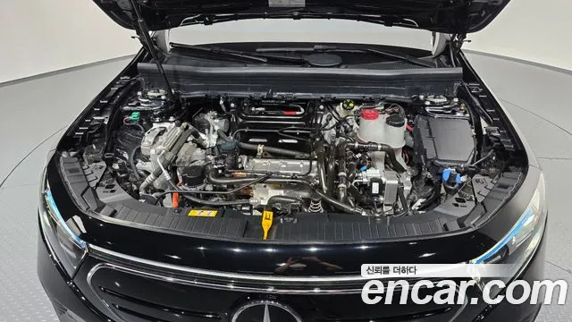 Mercedes-Benz EQB — Фото автомобиля 6