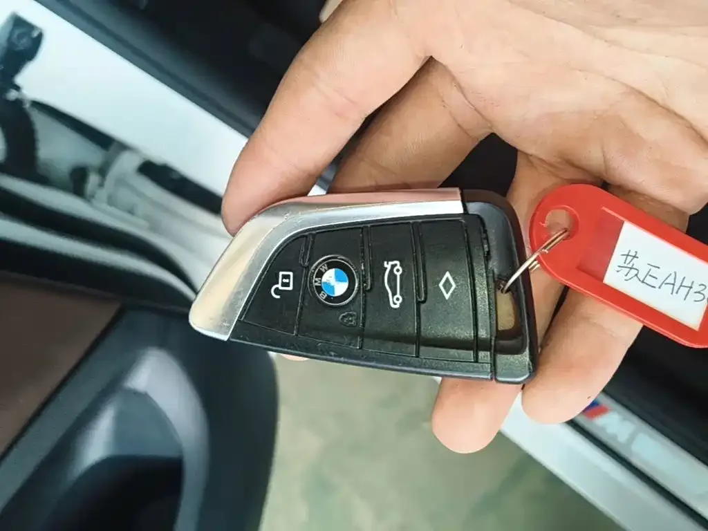 BMW BMW iX3 2022 Leading Edition — Фото автомобиля 8