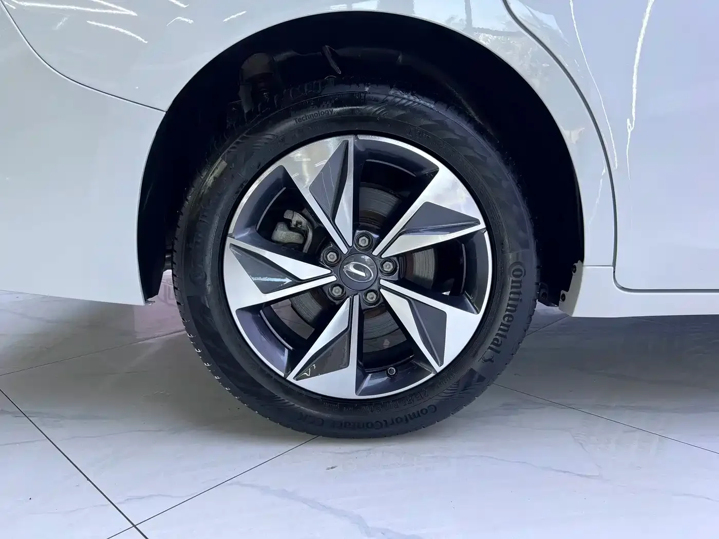 GAC Trumpchi Trumpchi M6 2021 PRO 270T Automatic Luxury Edition — Фото автомобиля 19