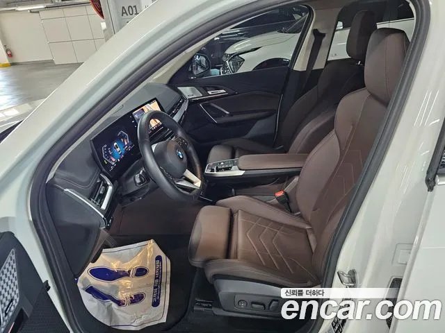 BMW X1 U11 — Фото автомобиля 10
