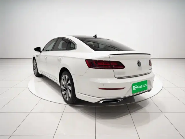 Volkswagen CC — Фото автомобиля 4