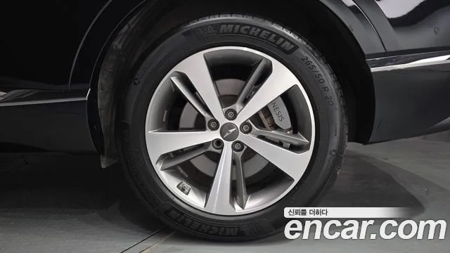 Genesis GV80 — Фото автомобиля 6