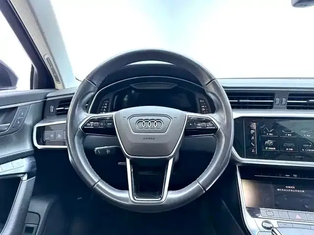 Audi A6 — Фото автомобиля 11