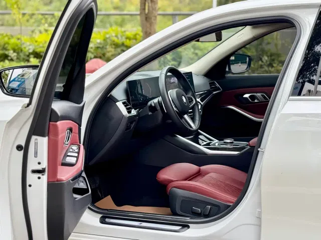BMW 3 Series — Фото автомобиля 4