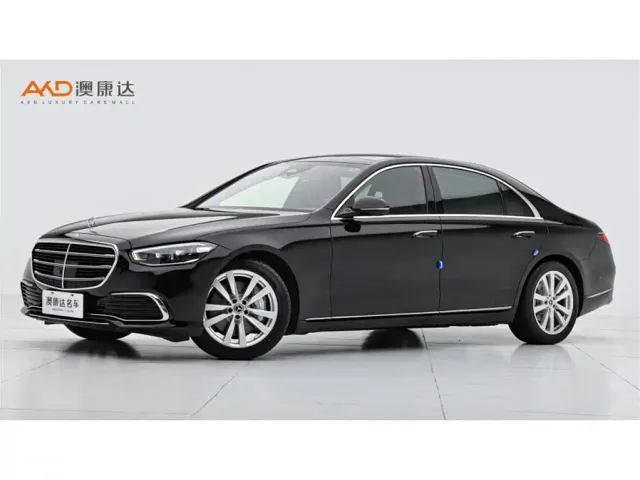 Фотография автомобиля — Mercedes-Benz S-Class