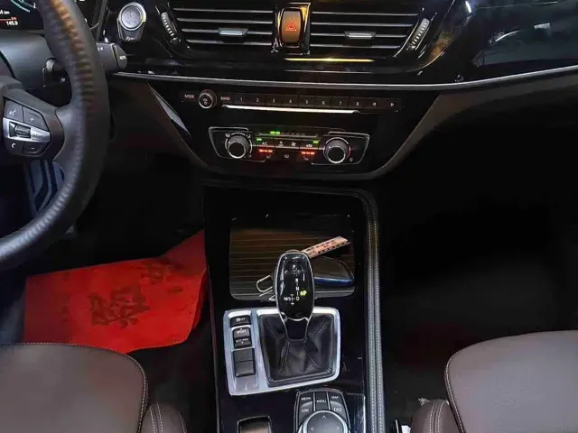 BMW 1 Series — Фото автомобиля 13