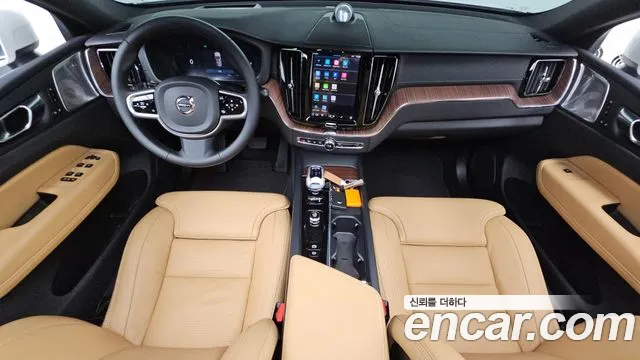 Volvo XC60 2nd Gen — Фото автомобиля 10