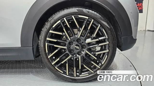 Mini Cooper — Фото автомобиля 19