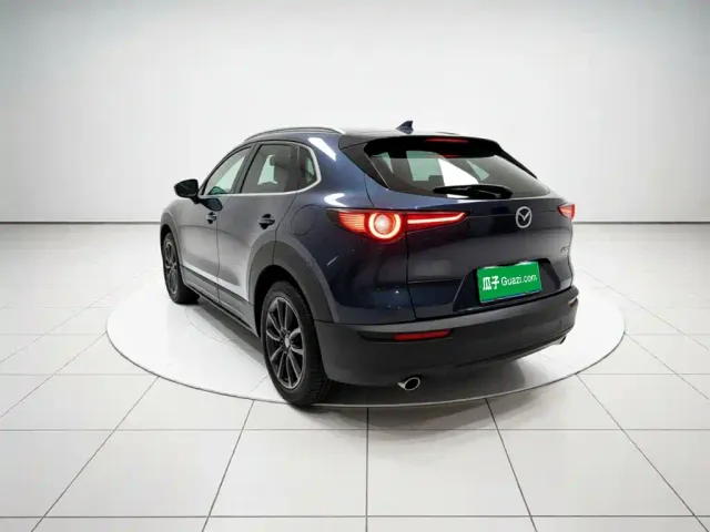 Mazda CX-30 — Фото автомобиля 4